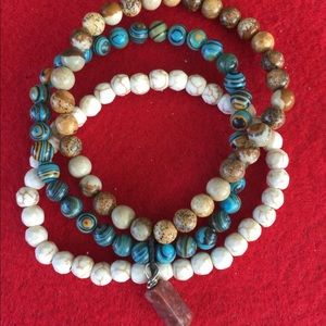 Different kinds of stones bracelet